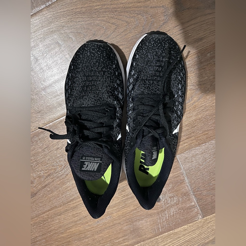 Nike Women’s Black Athletic Running Shoes